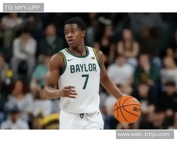 埃奇库姆首秀表现惊艳砍下34分与名宿齐名赢得队友认可